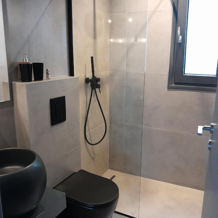Brand New Flat Near De Bosset Bridge, Argostoli Apartment Exterior photo